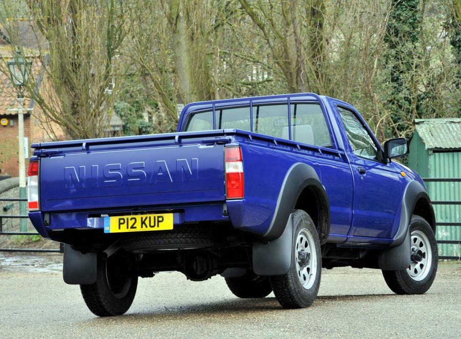  Nissan NP300 Single Cab 2008 года  (UK) (фото 6 из 7)